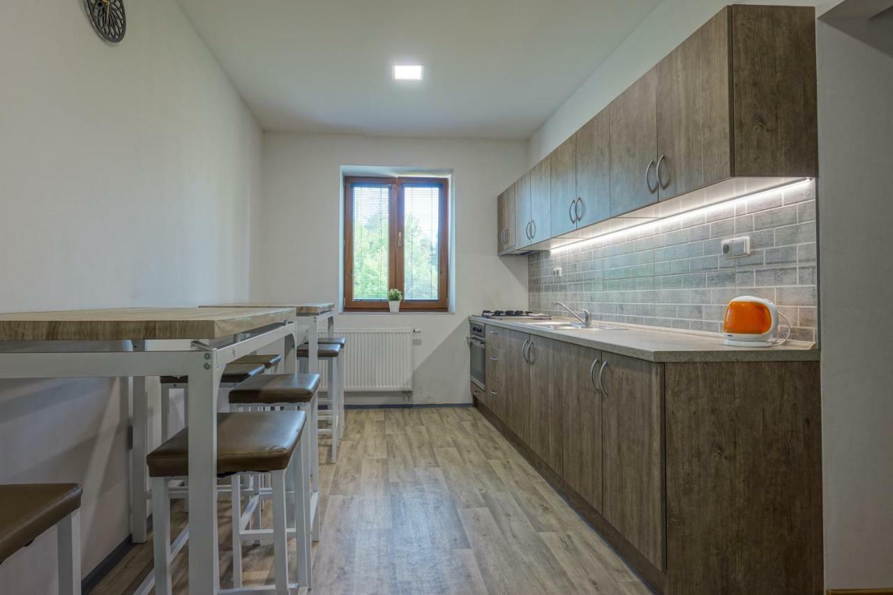 Villa U Areny オストラヴァ エクステリア 写真